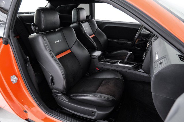 Used 2009 Dodge Challenger SRT8 w/ SRT Option Group II RWD image 29