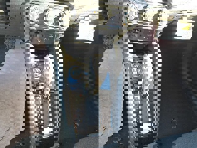 New 2025 Nissan Versa SV image 24