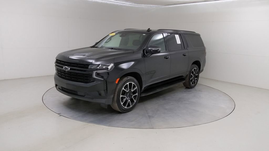 Used 2024 Chevrolet Suburban RST w/ Luxury Package AWD/4WD image 22