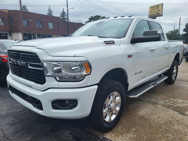 Used 2020 RAM 2500 Big Horn w/ Level 1 Equipment Group AWD/4WD image 3
