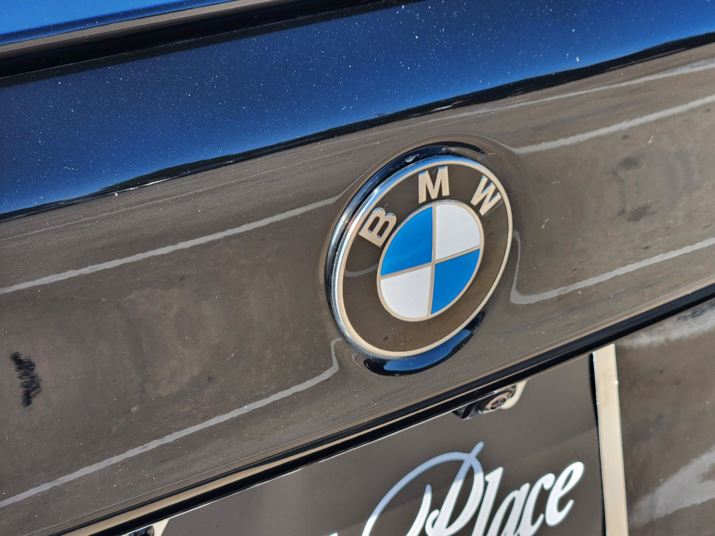 Used 2022 BMW M550i xDrive w/ Shadowloine Package AWD/4WD image 40