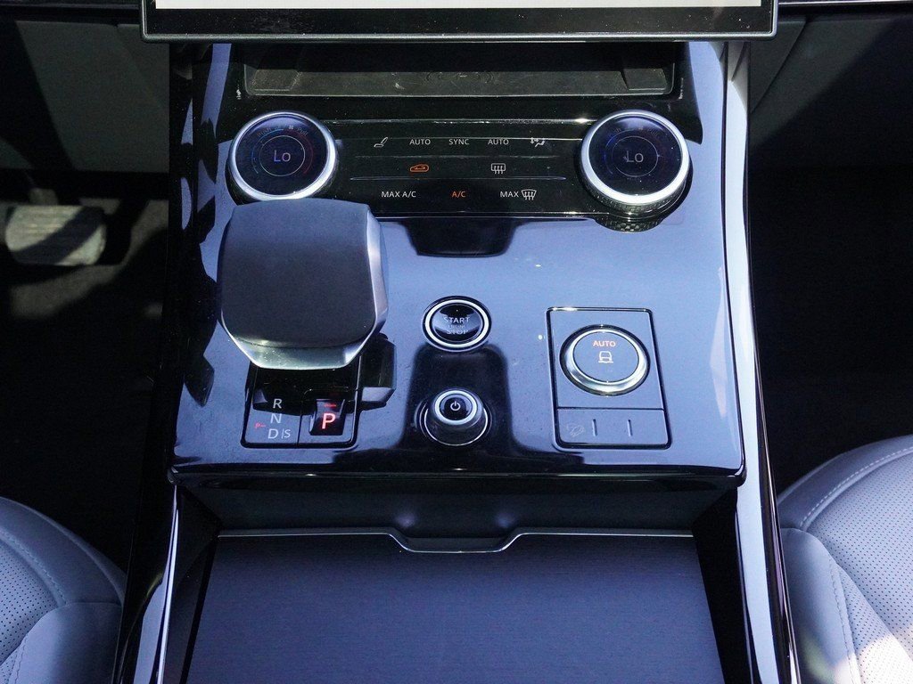 Used 2023 Land Rover Range Rover Sport SE image 52