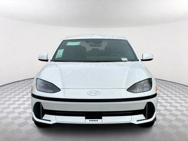 New 2025 Hyundai Ioniq 6 SE image 2