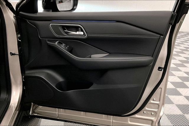 New 2026 Nissan Rogue Platinum w/ Platinum Premium Package image 38