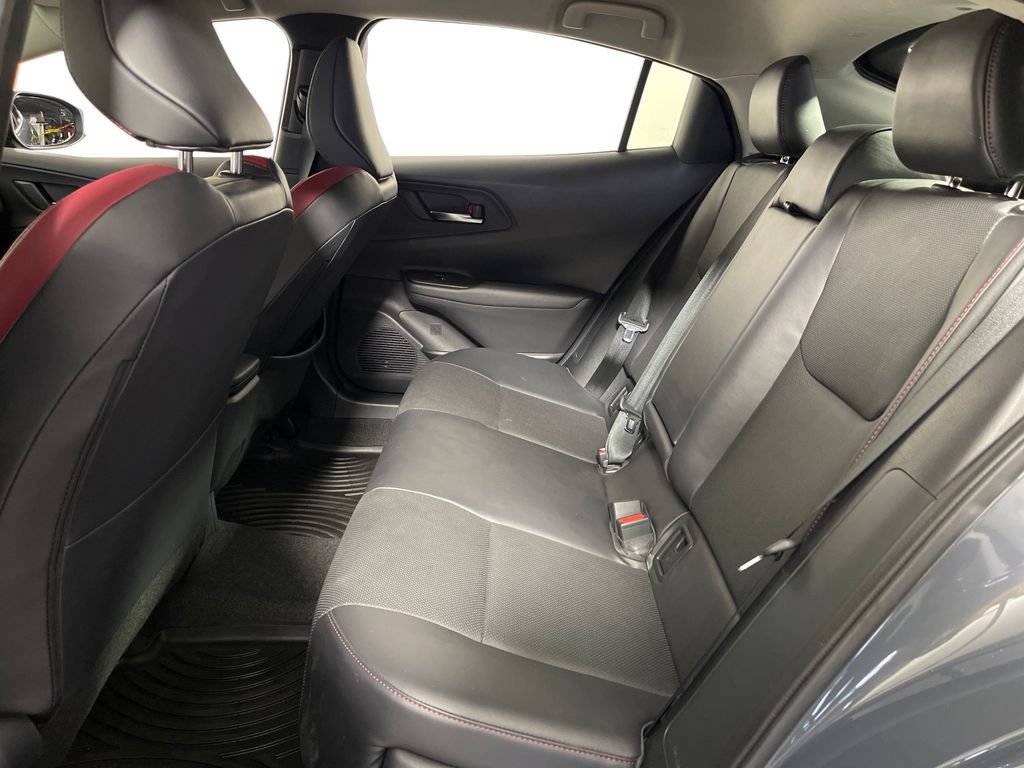 Used 2023 Toyota Prius Prime FWD image 13