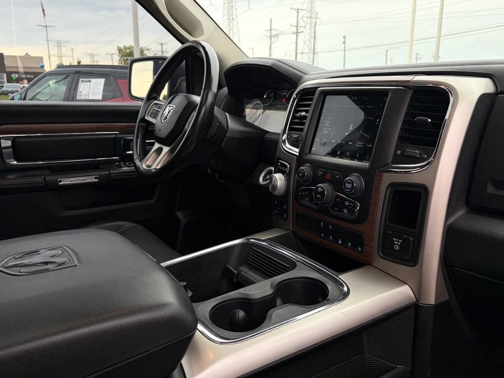 Used 2018 RAM 1500 Laramie w/ Convenience Group AWD/4WD image 20