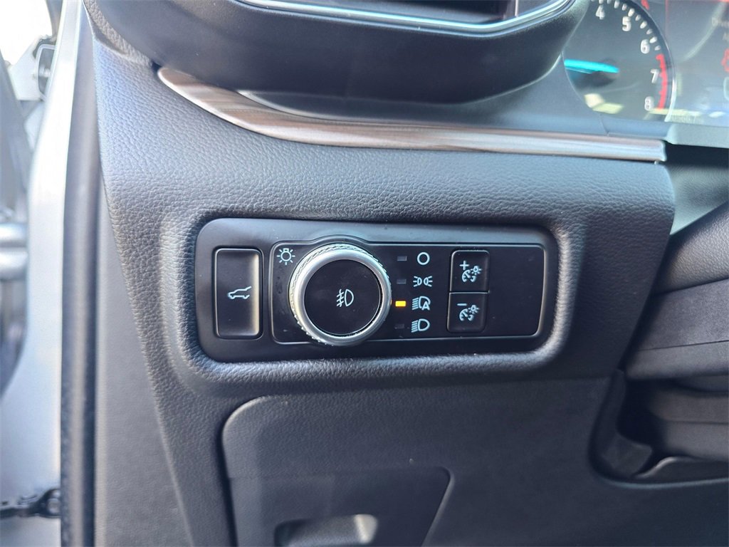 Used 2023 Ford Explorer Limited image 20