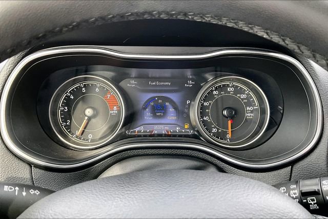 Used 2022 Jeep Cherokee Limited image 10