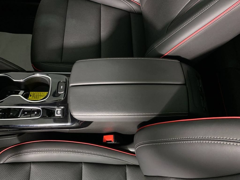 Certified 2023 Buick Envision Essence w/ Technology Package I AWD/4WD image 20