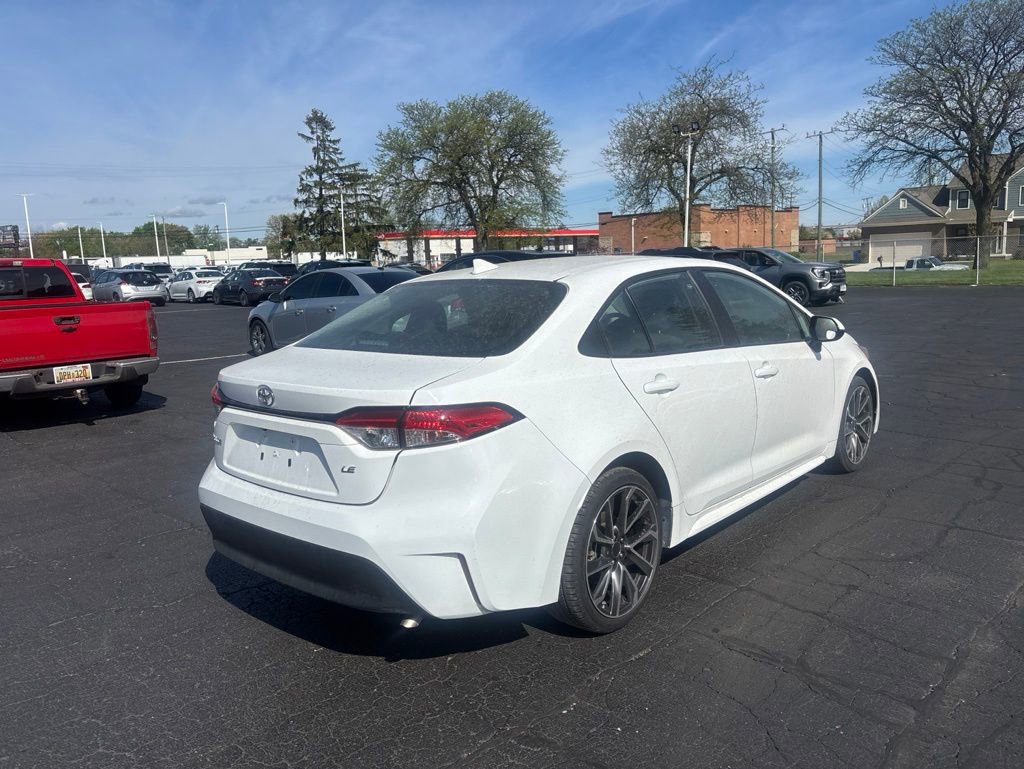 Used 2024 Toyota Corolla LE FWD image 6