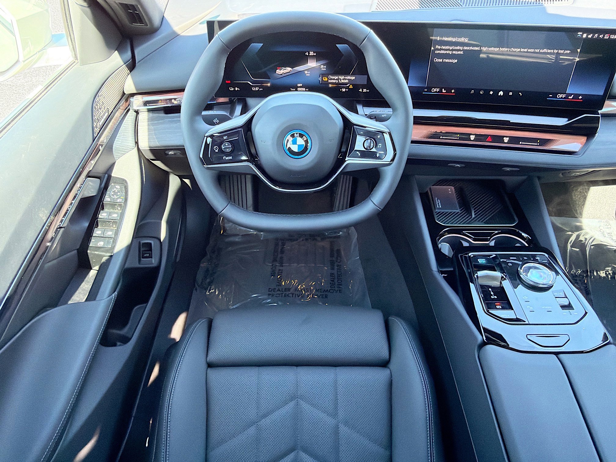 New 2026 BMW i5 eDrive40 image 17