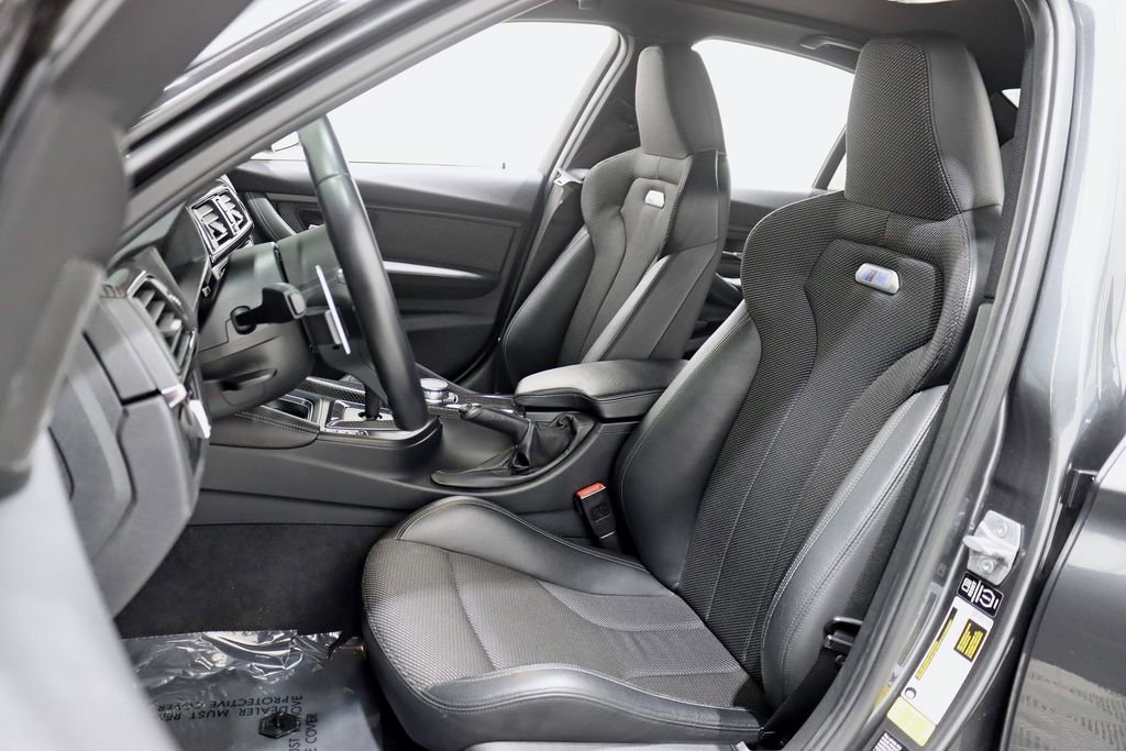 Used 2015 BMW M3 RWD image 23