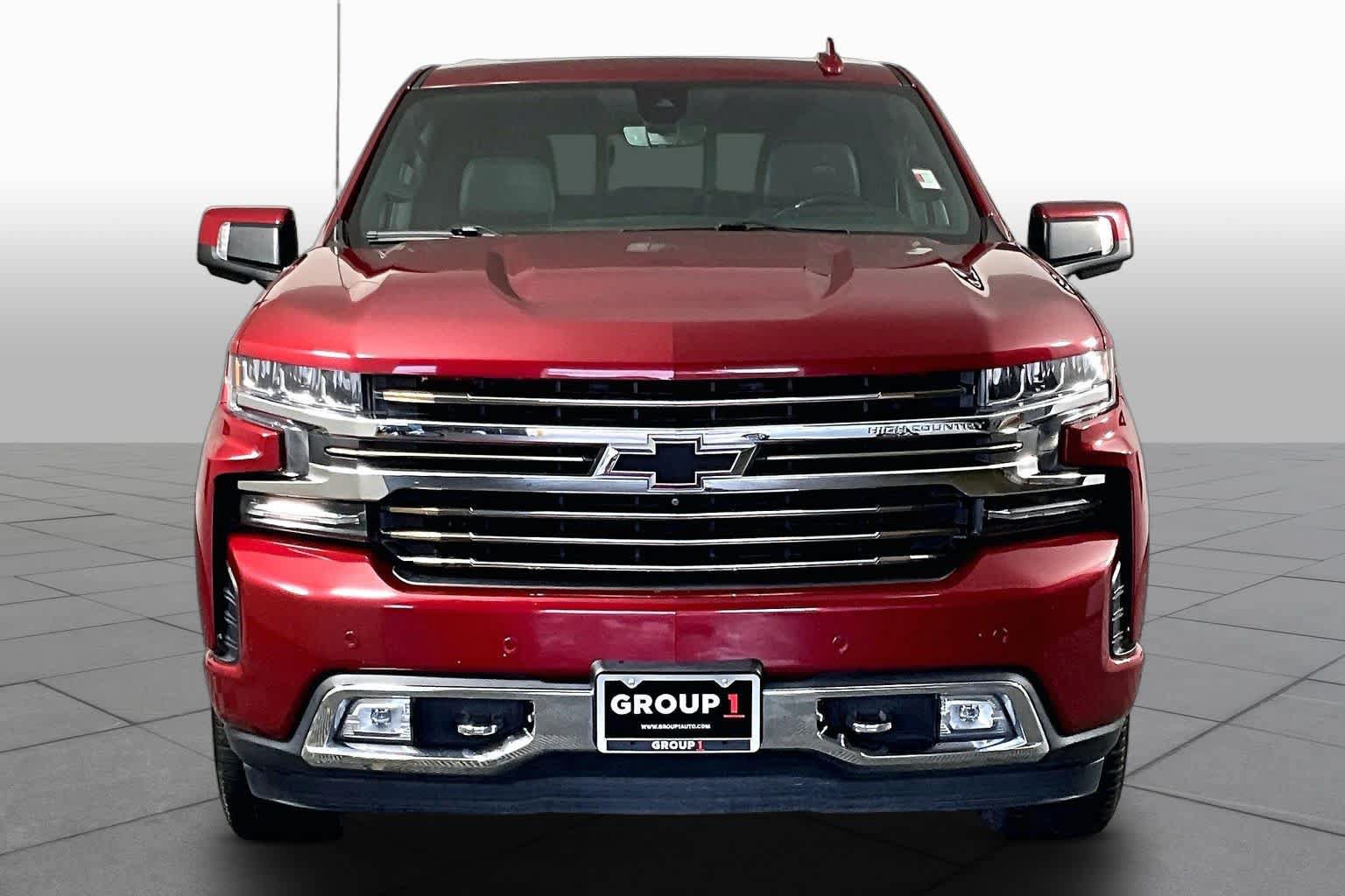 Used 2019 Chevrolet Silverado 1500 High Country w/ Technology Package RWD image 4