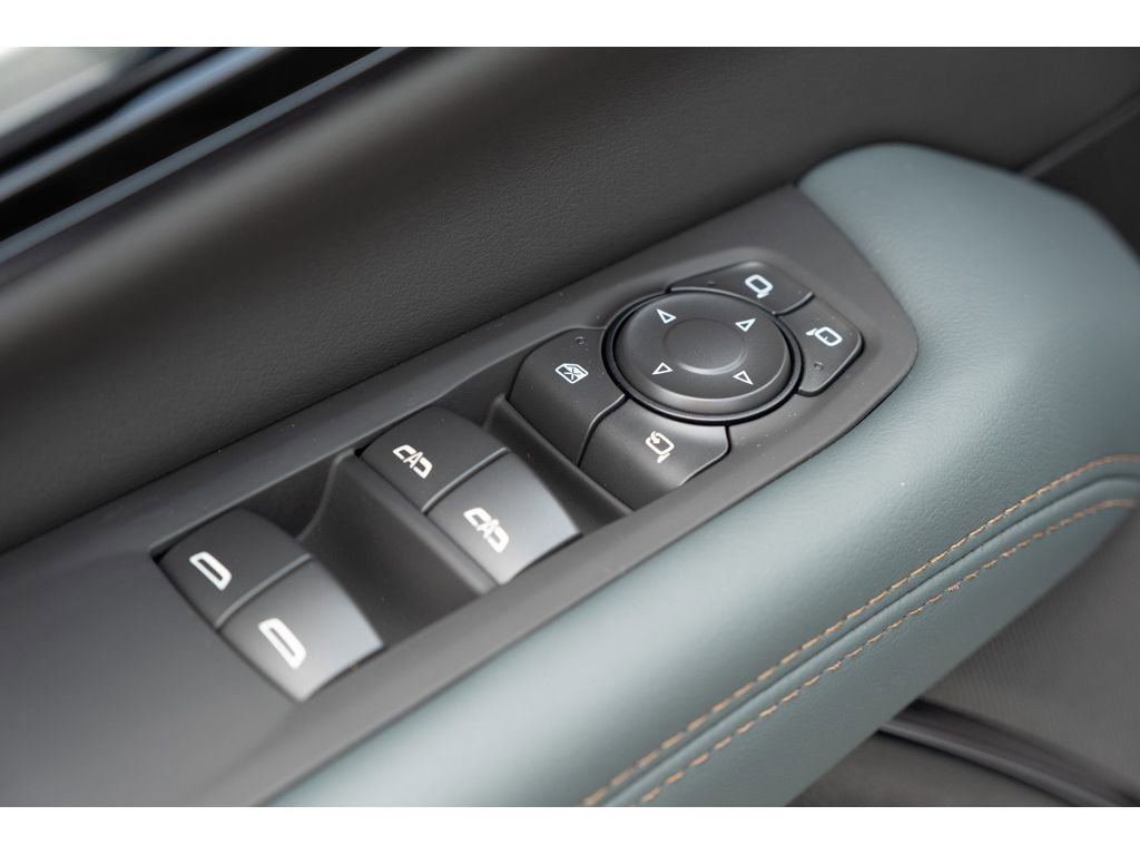 New 2026 GMC Yukon XL AT4 w/ AT4 Premium Package image 14