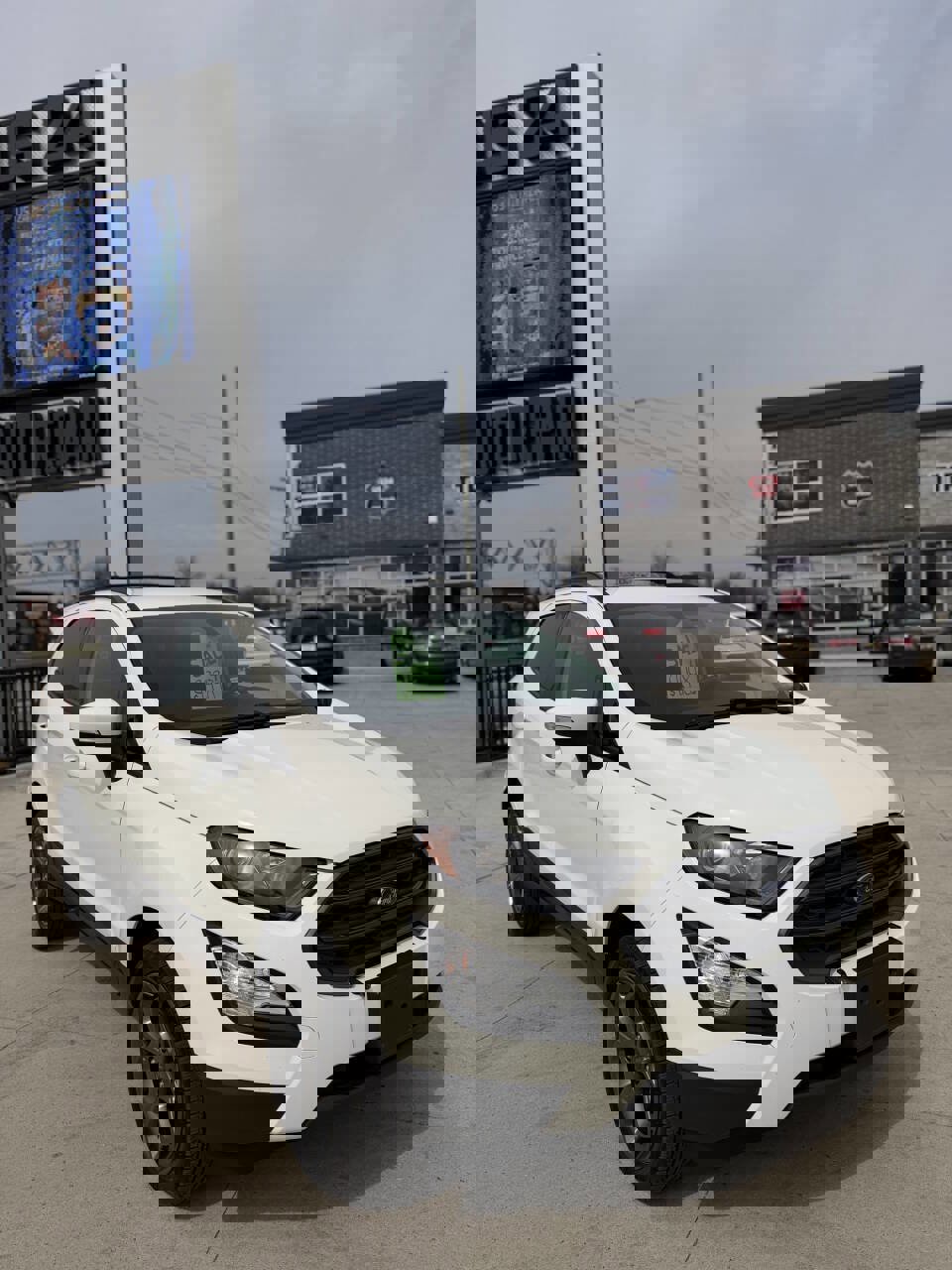 Used 2018 Ford EcoSport SES image 1