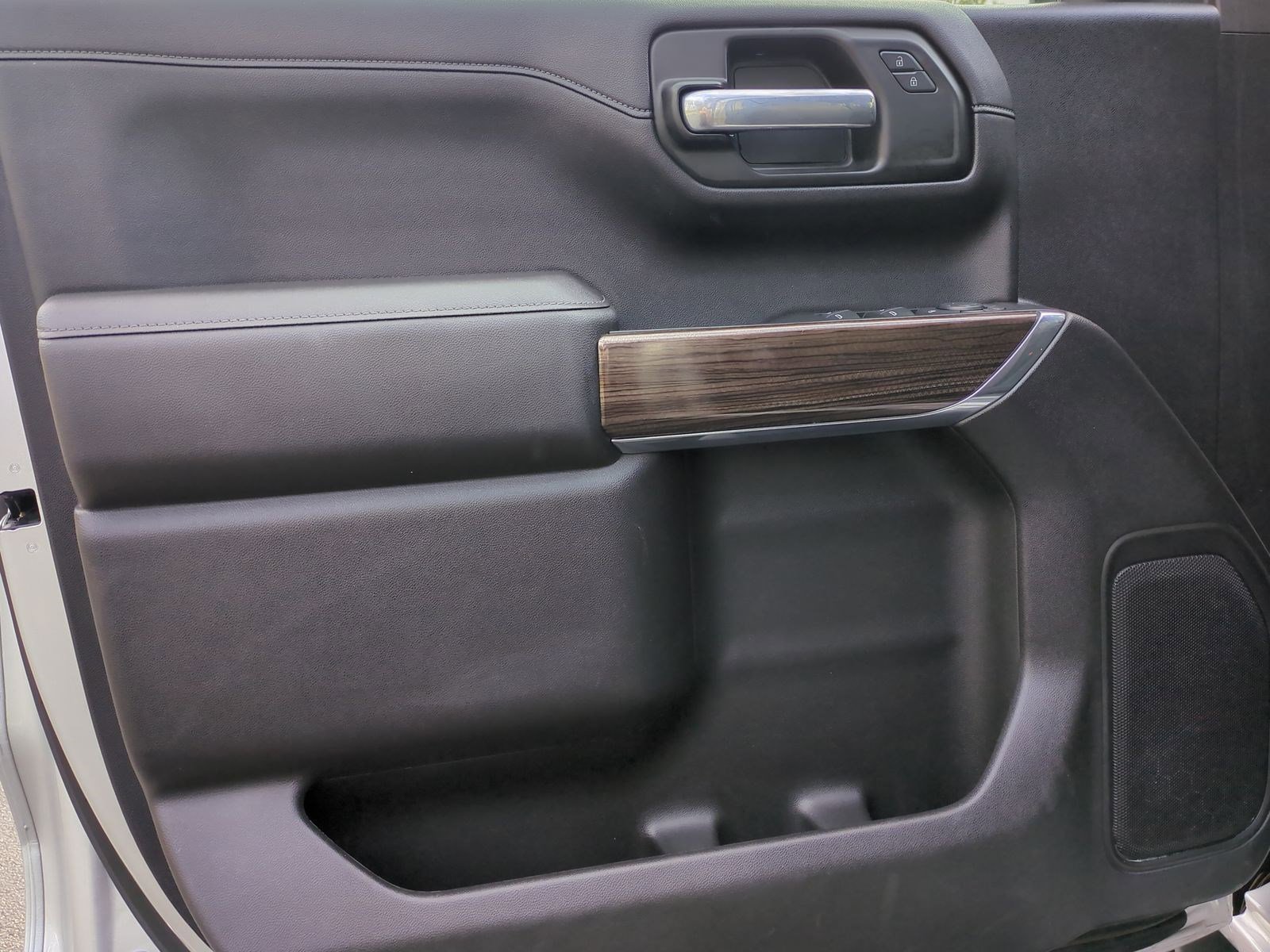 Used 2021 Chevrolet Silverado 1500 LT Trail Boss w/ Bed Protection Package image 14