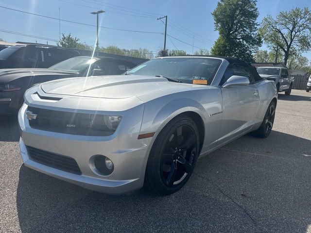 Used 2011 Chevrolet Camaro SS w/ RS Package RWD image 3