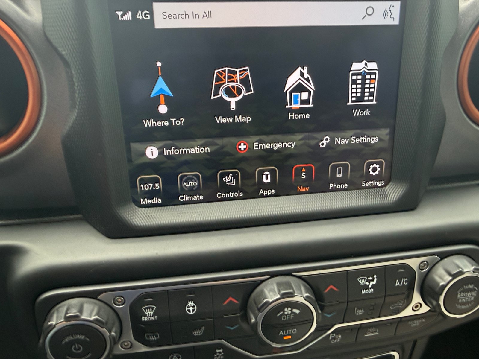 Used 2021 Jeep Gladiator Mojave AWD/4WD image 24