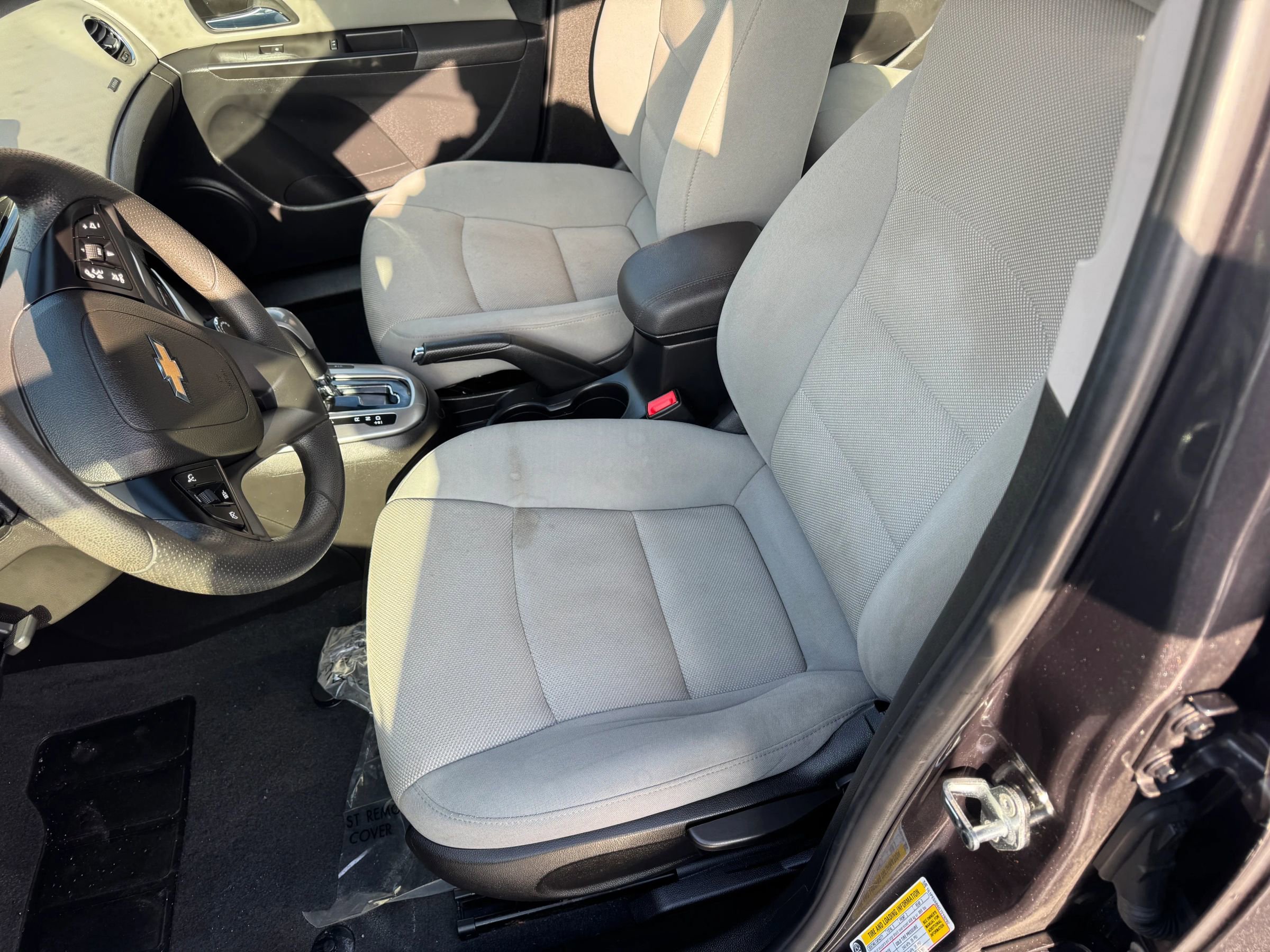 Used 2016 Chevrolet Cruze LT image 23