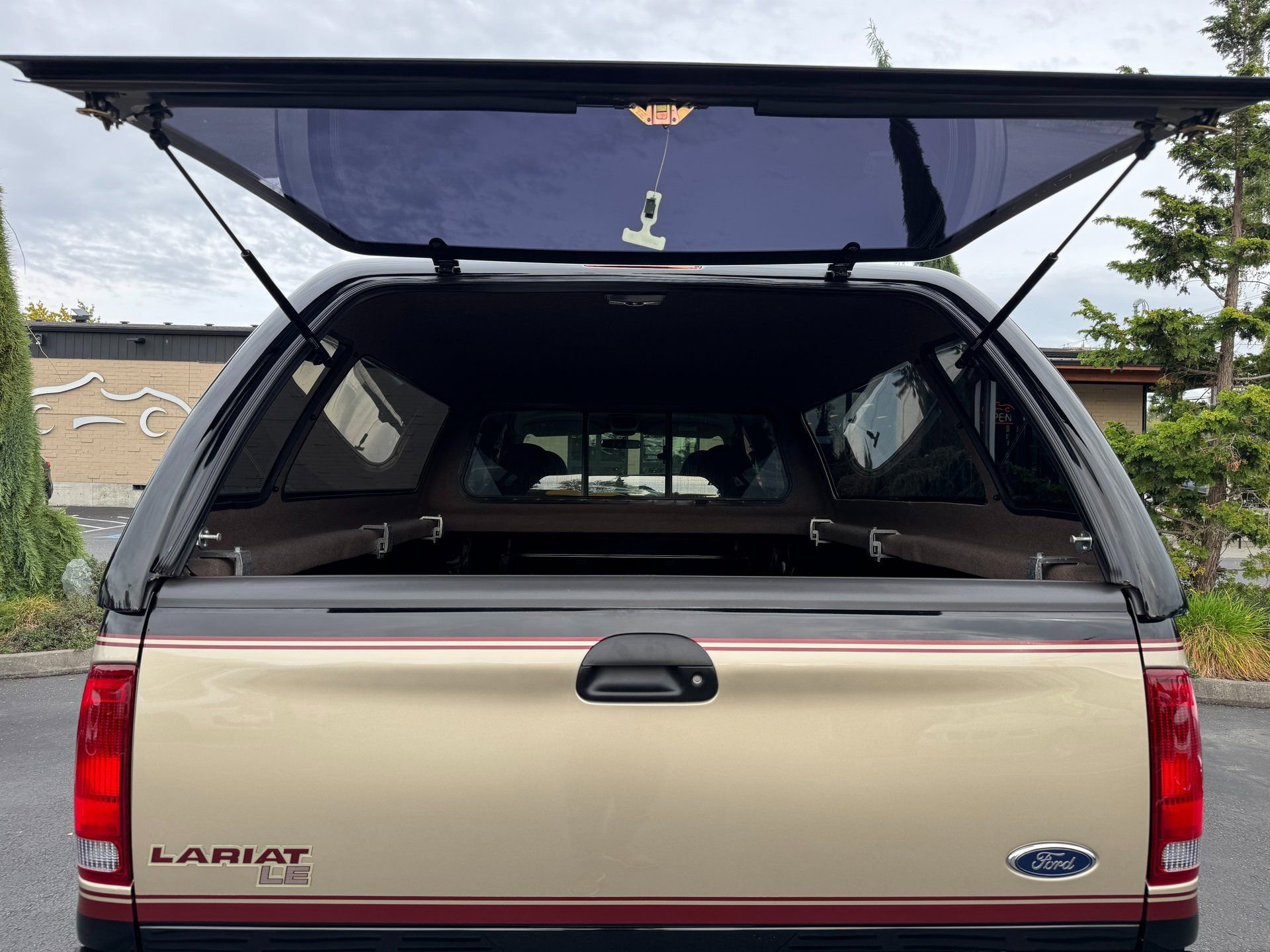 Used 2001 Ford F350 Lariat AWD/4WD image 92