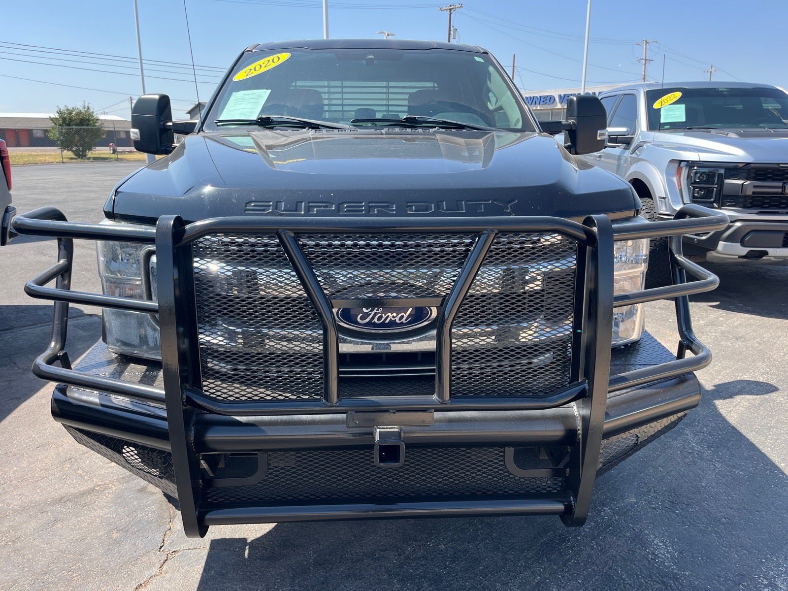 Used 2020 Ford F250 XLT AWD/4WD image 2