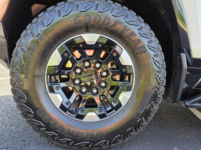 Used 2022 GMC Hummer EV Edition 1 w/ LPO, Illumination Package AWD/4WD image 14