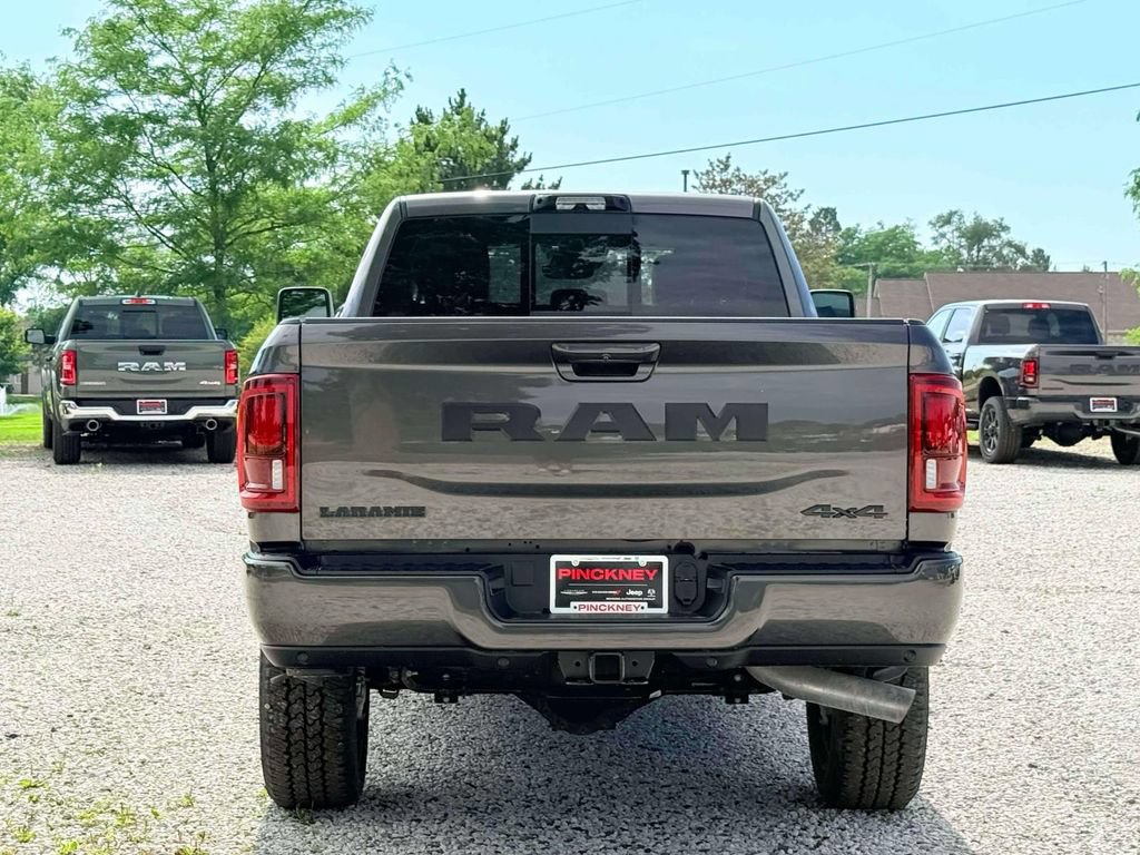New 2026 RAM 2500 Laramie AWD/4WD image 7