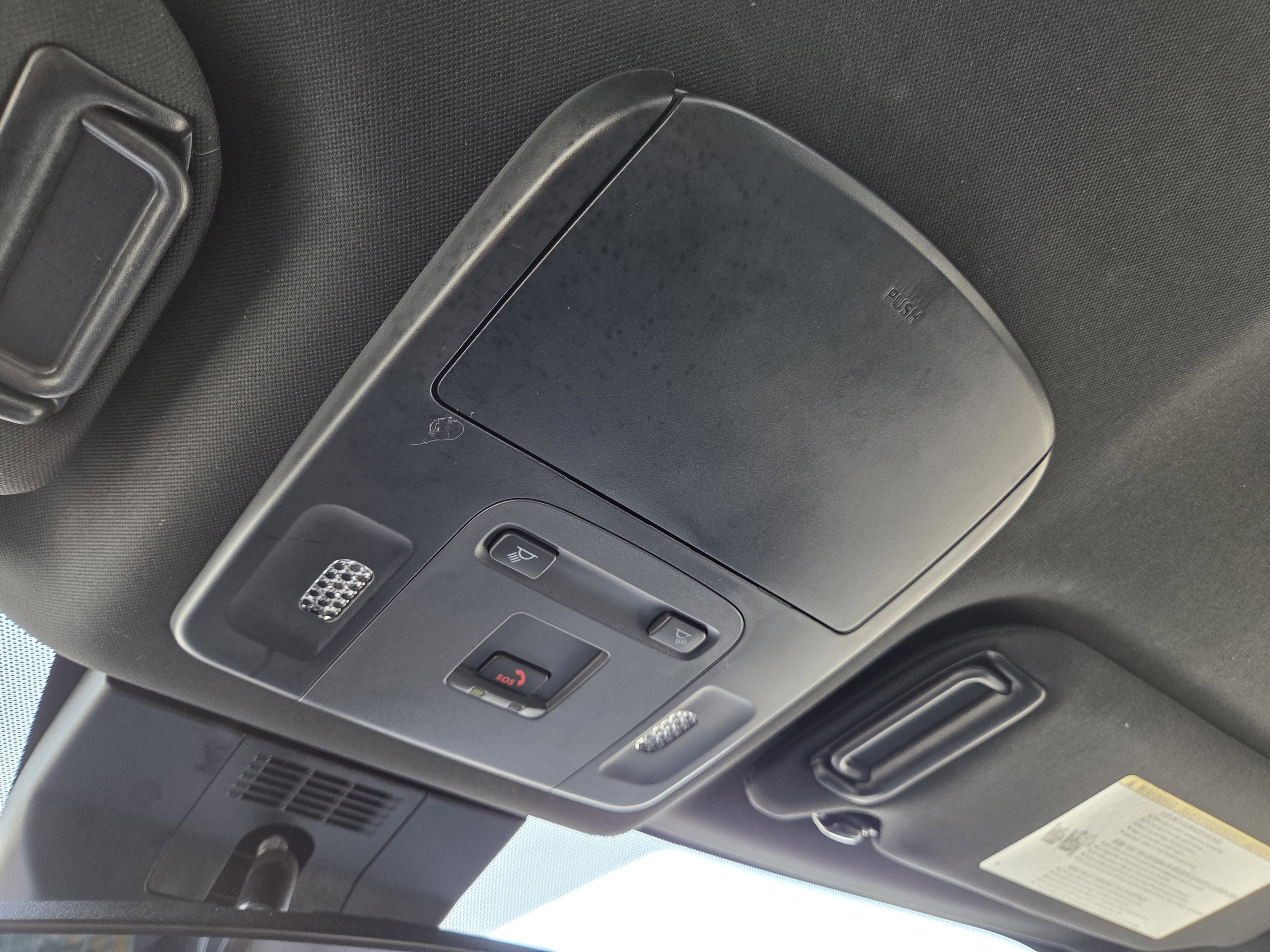 Used 2025 Toyota Camry SE image 33