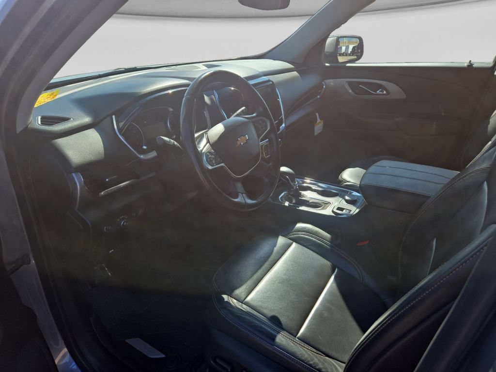 Used 2021 Chevrolet Traverse LT w/ LPO, Floor Liner Package AWD/4WD image 22