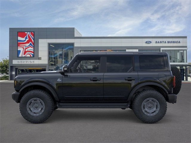 New 2025 Ford Bronco Outer Banks w/ Sasquatch Package image 3