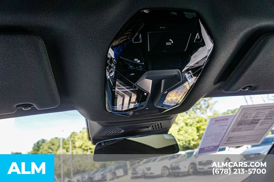 Used 2022 BMW iX xDrive50 w/ Dynamic Handling Package image 35