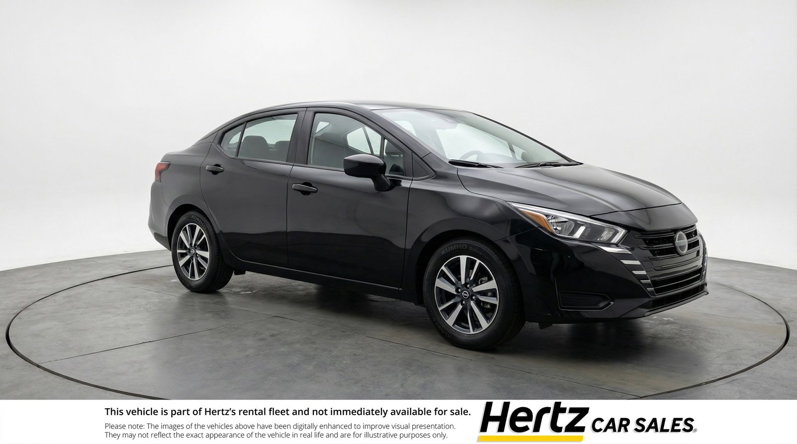 Used 2025 Nissan Versa SV image 1