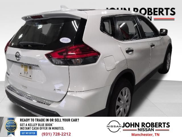 Used 2017 Nissan Rogue S AWD/4WD image 8