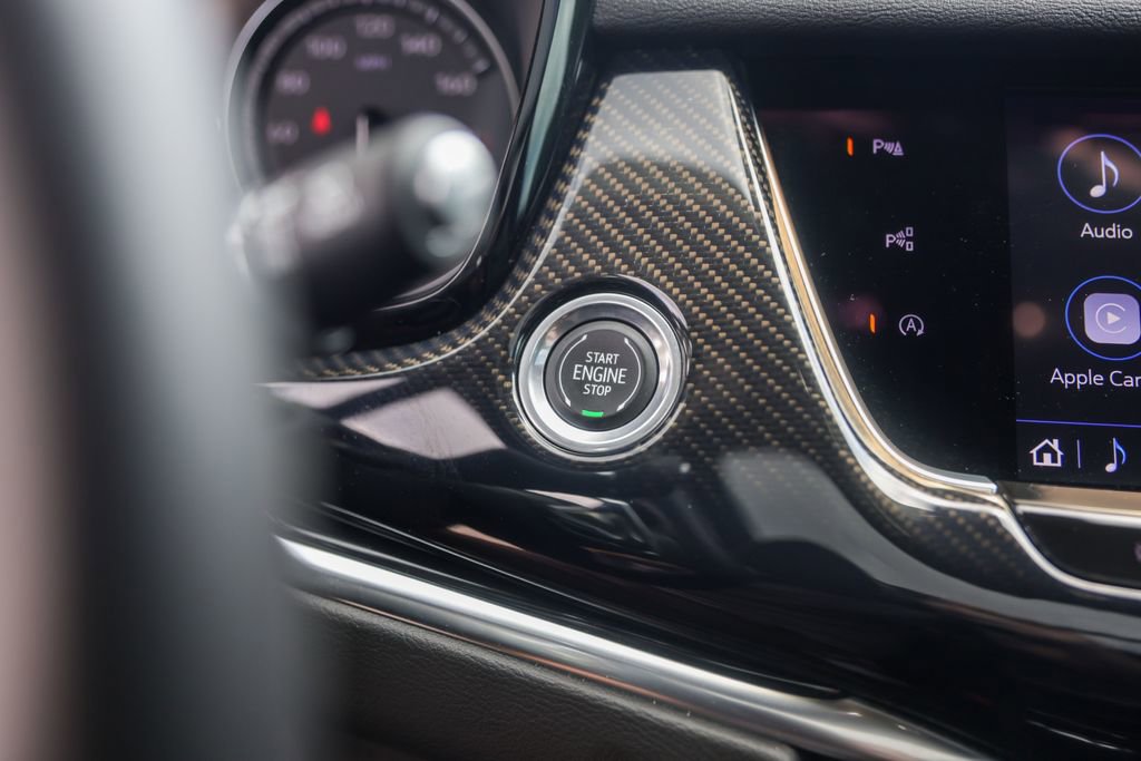 Certified 2024 Cadillac XT6 Sport w/ Technology Package AWD/4WD image 18