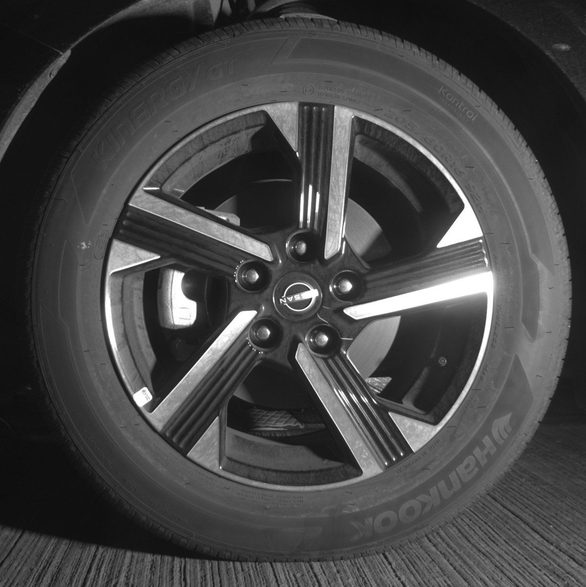 Used 2025 Nissan Sentra SV image 12