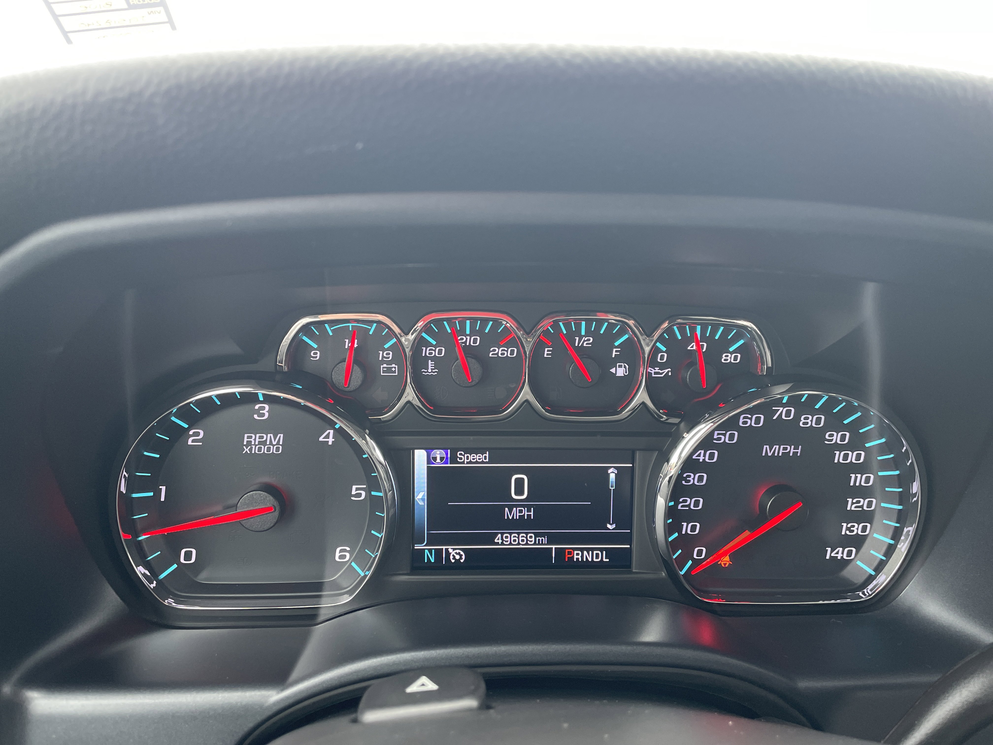 Used 2018 Chevrolet Silverado 1500 LT w/ All Star Edition image 11