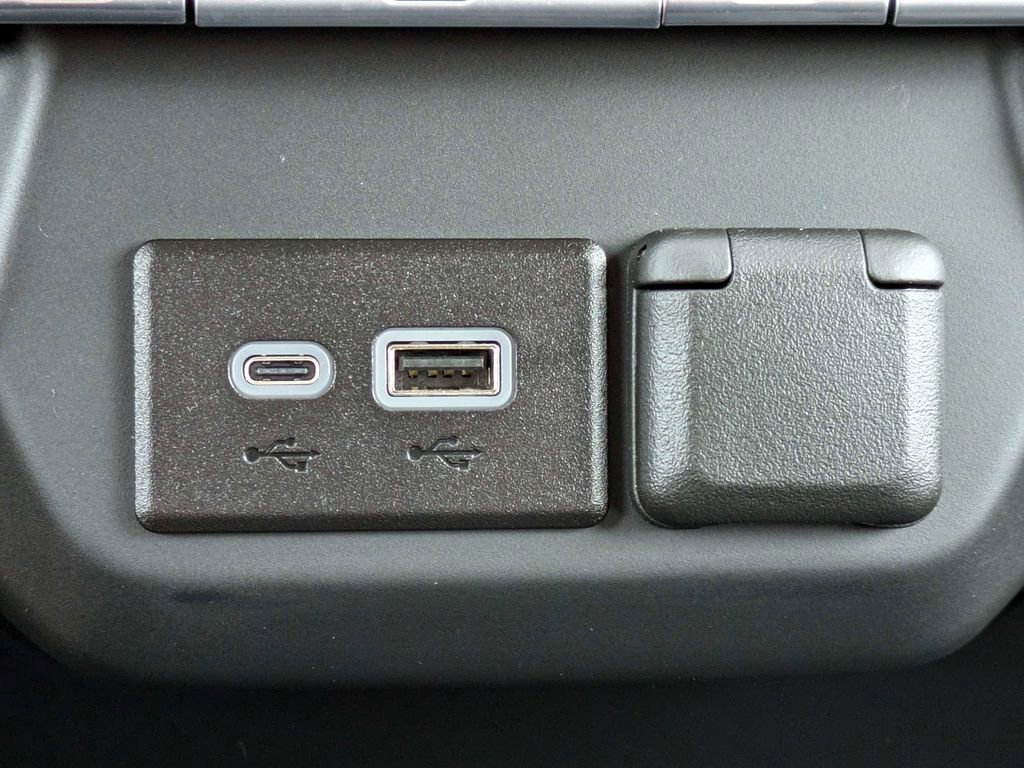 Used 2024 Chevrolet Silverado 1500 W/T w/ WT Value Package image 25