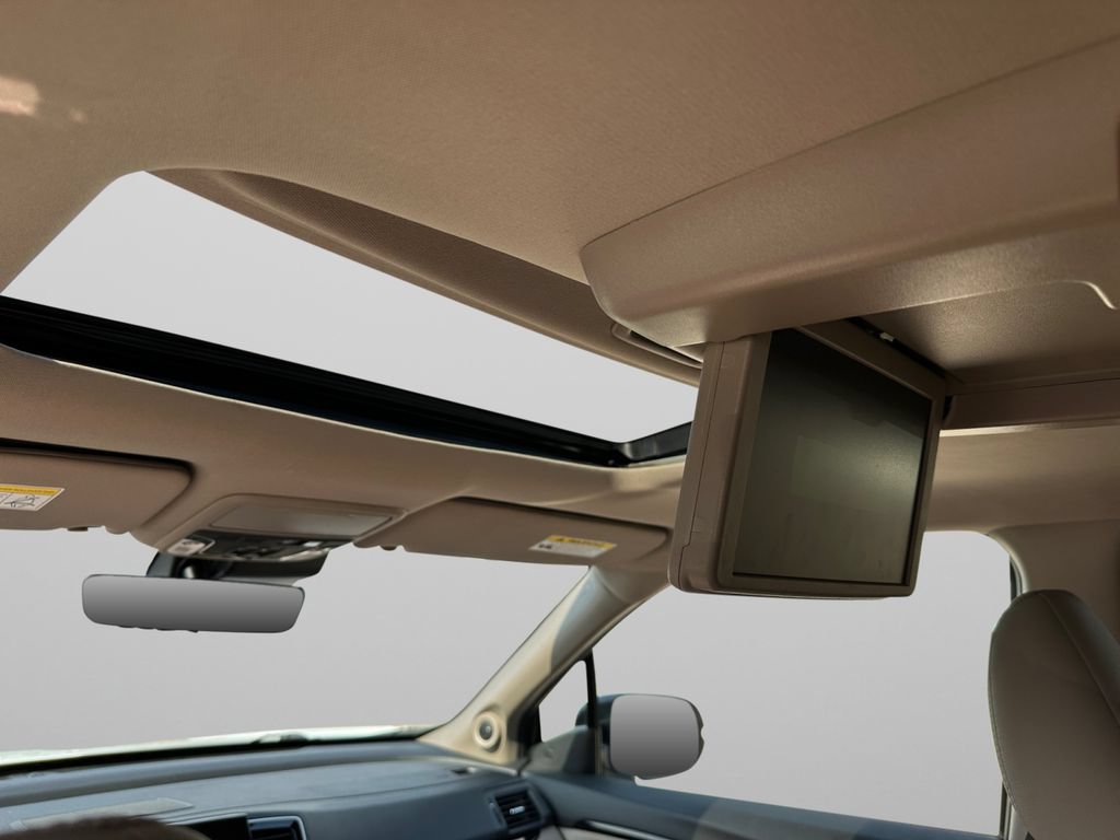 Used 2022 Honda Pilot Elite image 9