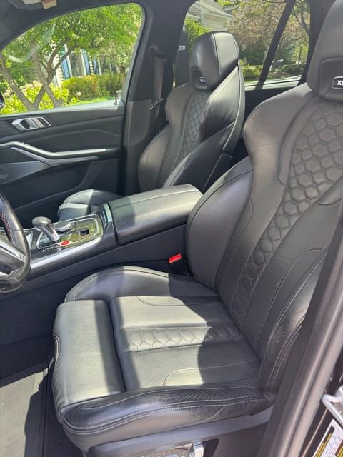 Used 2021 BMW X5 M w/ Executive Package AWD/4WD image 4