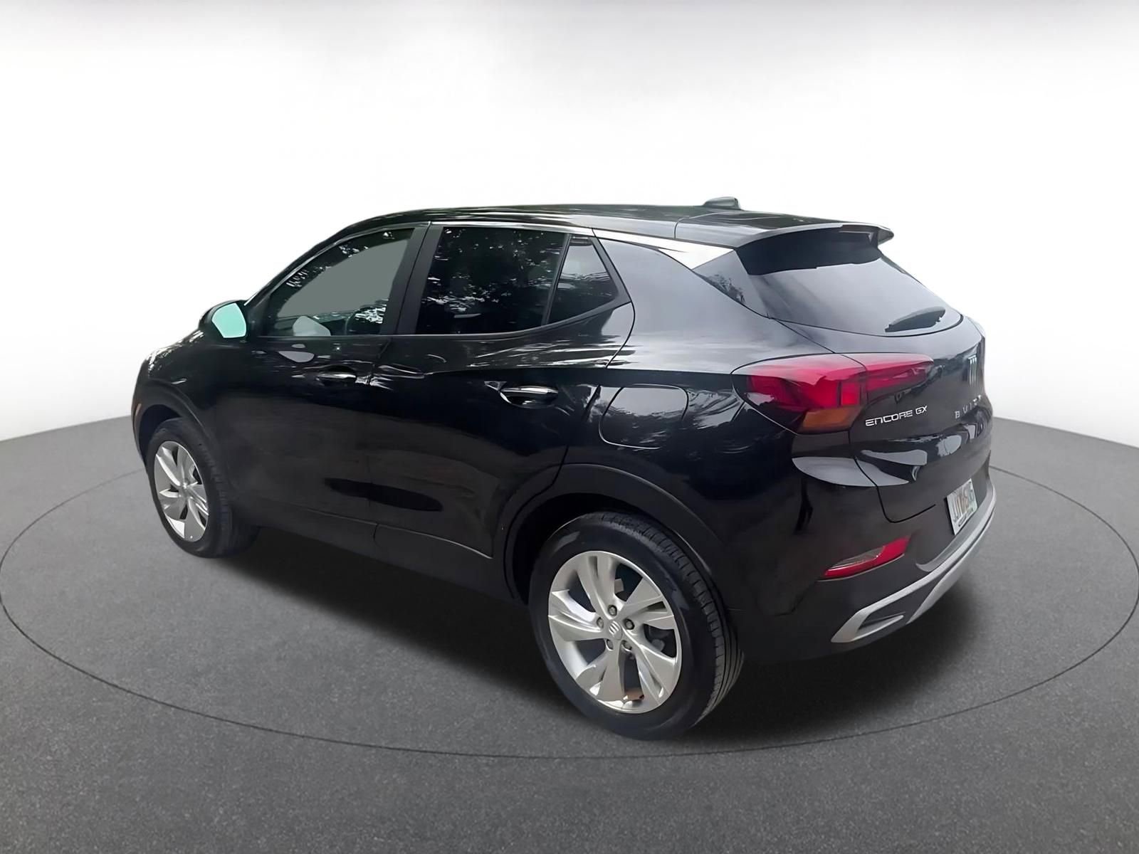 Used 2025 Buick Encore GX Preferred FWD image 10