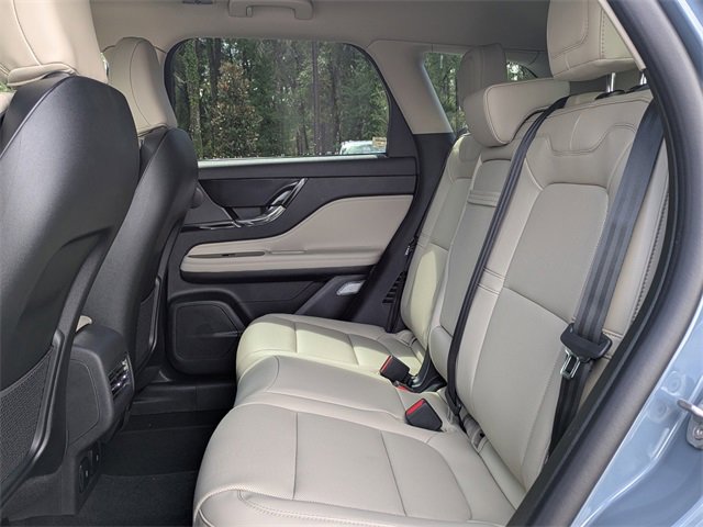 New 2026 Lincoln Corsair Premiere image 13