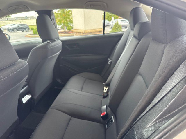 Used 2025 Toyota Corolla LE FWD image 7