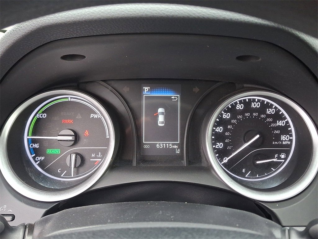 Used 2022 Toyota Camry LE image 19