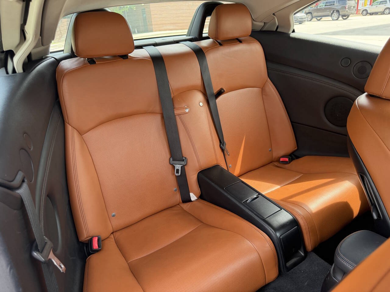 Used 2011 Lexus IS 250C w/ Luxury Pkg RWD image 9