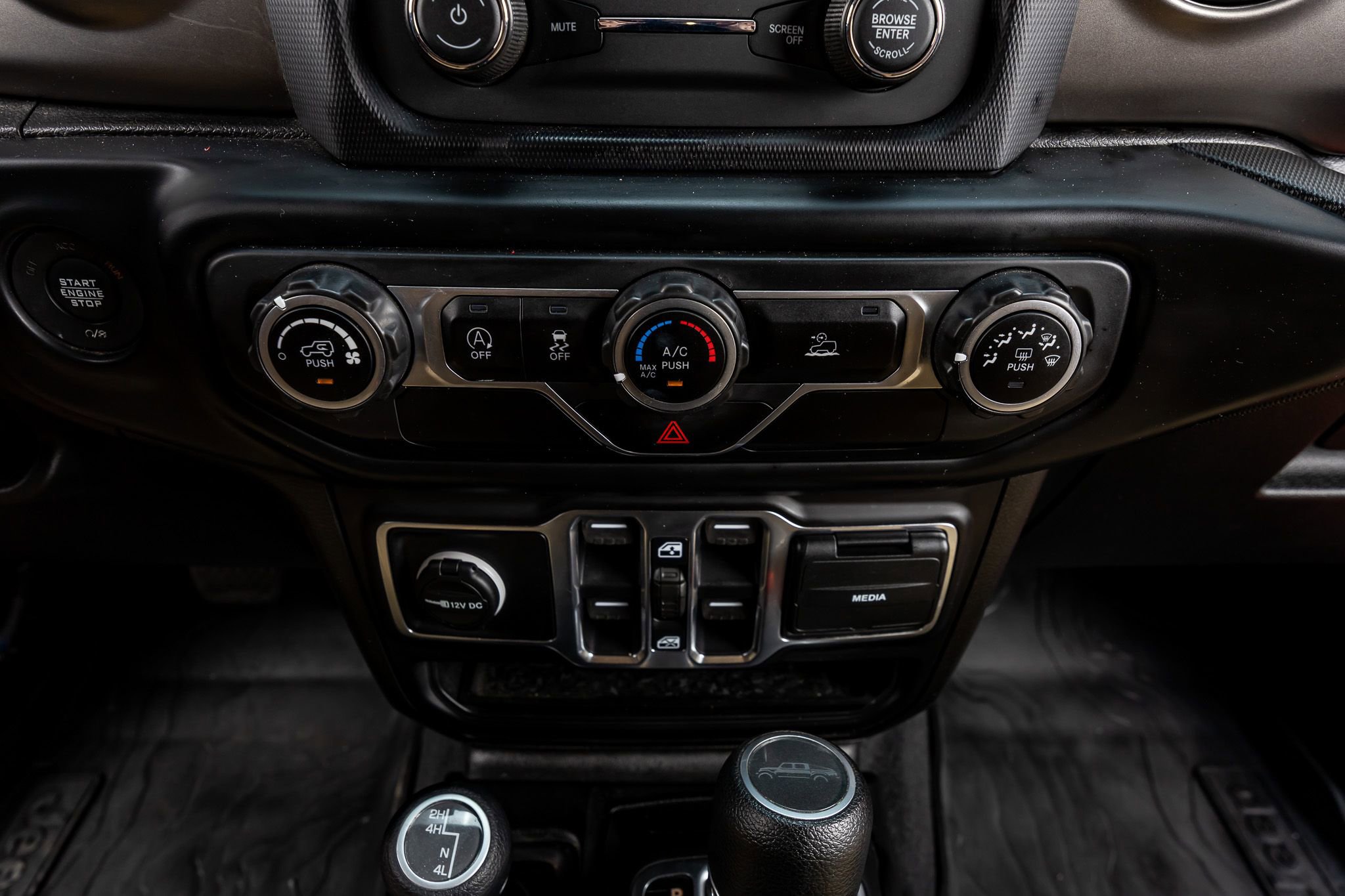 Used 2020 Jeep Gladiator Sport w/ Quick Order Package 24S AWD/4WD image 25