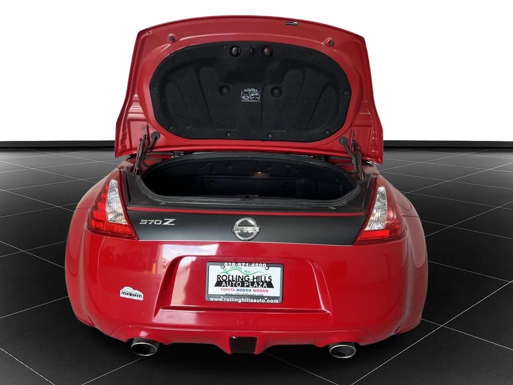 Used 2010 Nissan 370Z Touring w/ Sport Pkg image 13