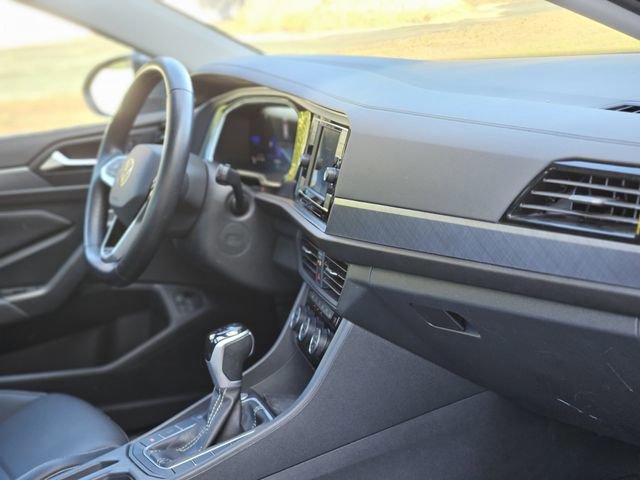 Used 2024 Volkswagen Jetta SE image 13