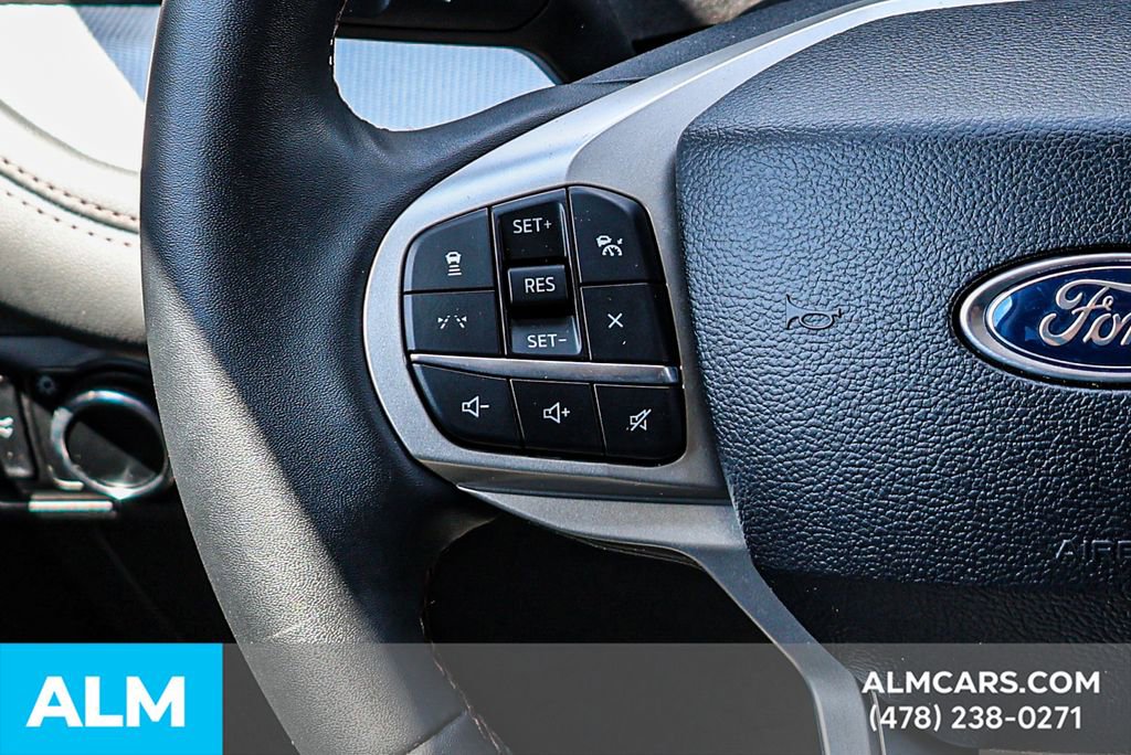 Used 2025 Ford Explorer Active image 30