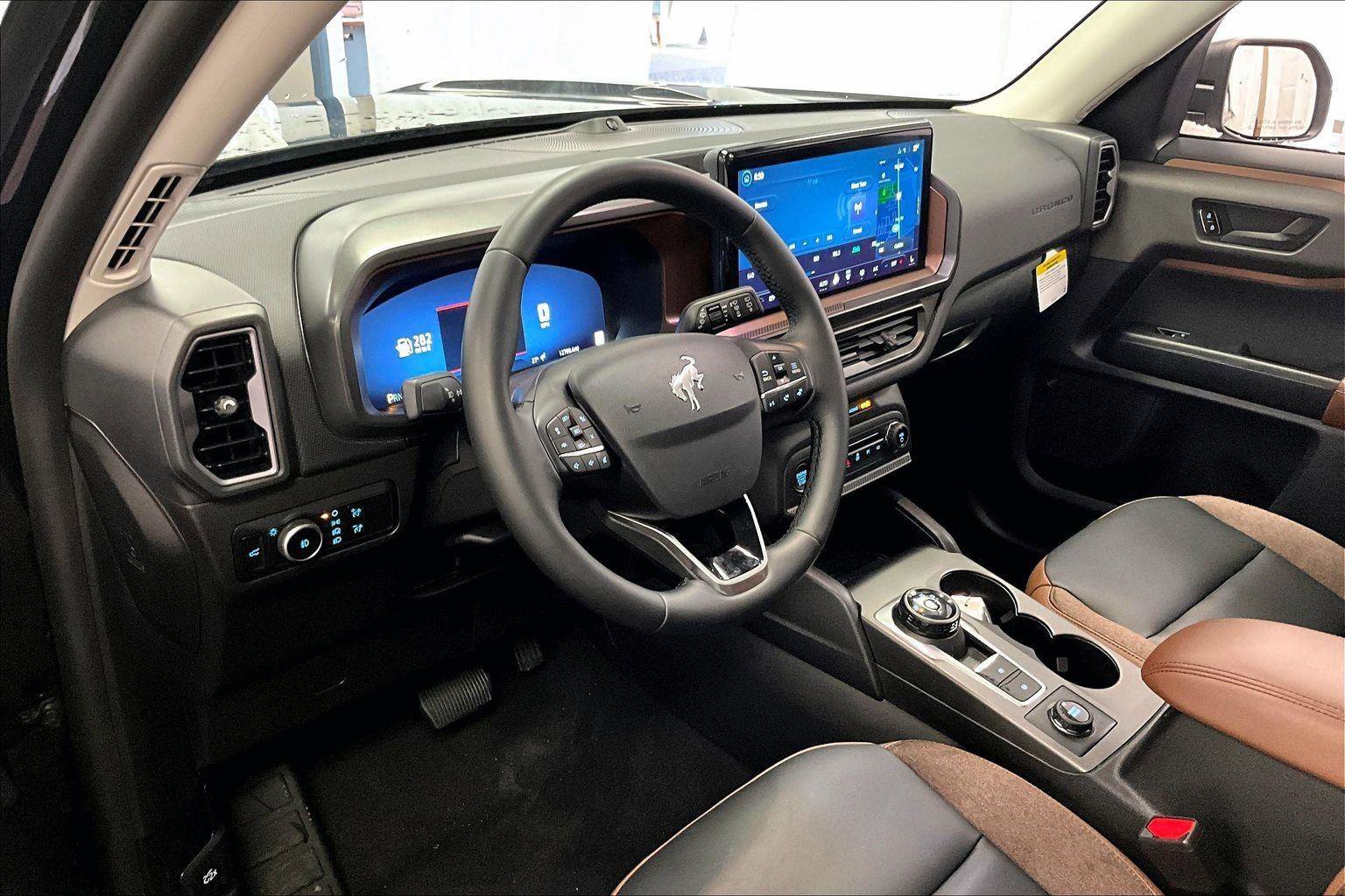 Certified 2025 Ford Bronco Sport Outer Banks w/ Outer Banks Tech Package+ image 12