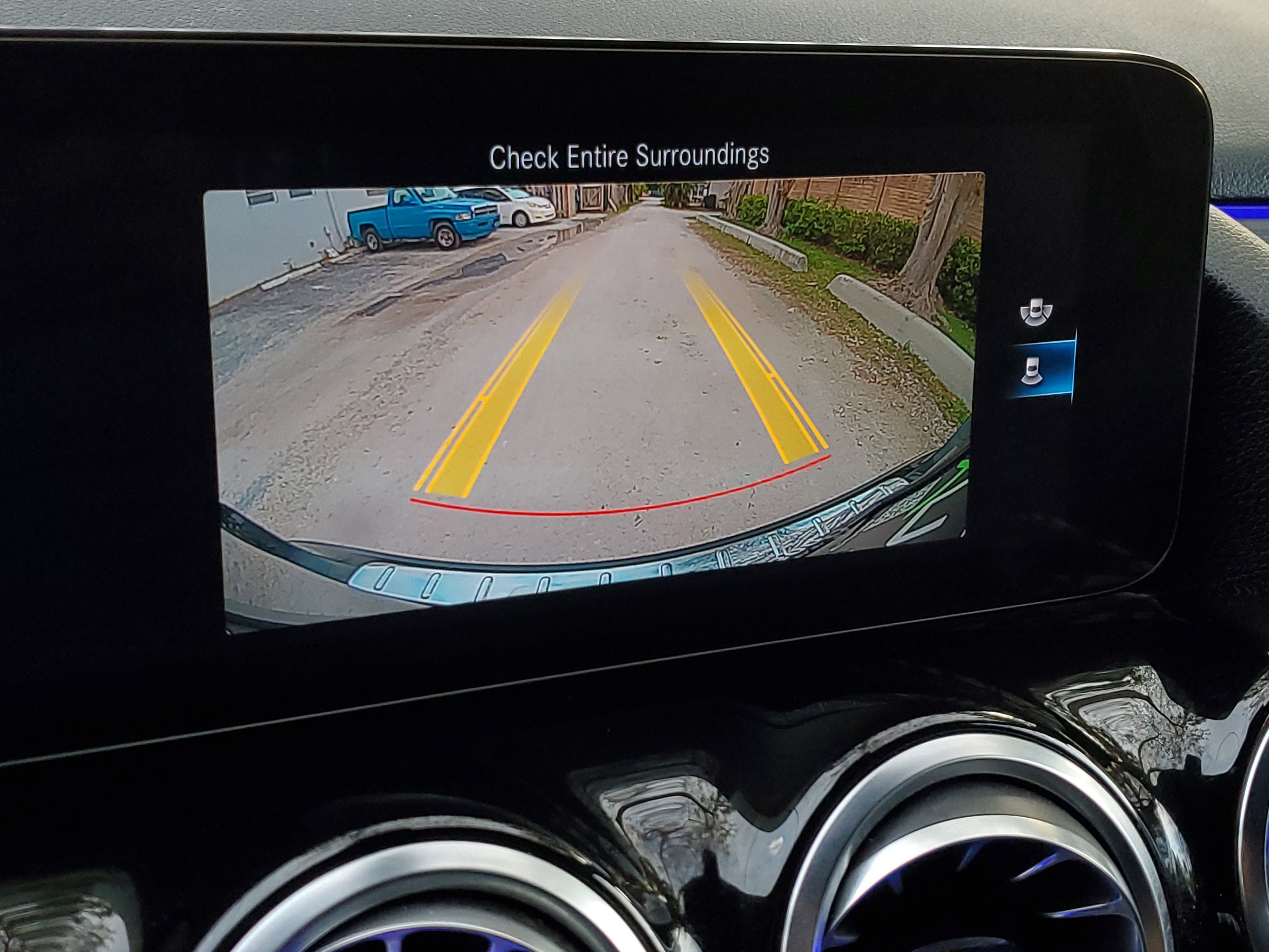 Used 2023 Mercedes-Benz GLA 250 w/ Premium Package image 28